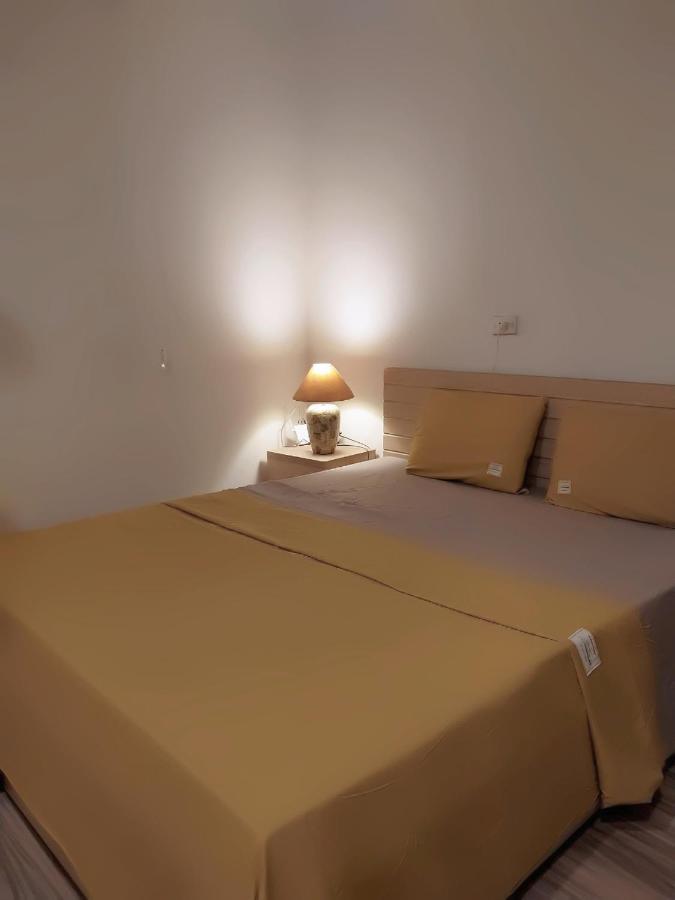 Da Tree Homestay Hanoi Bagian luar foto
