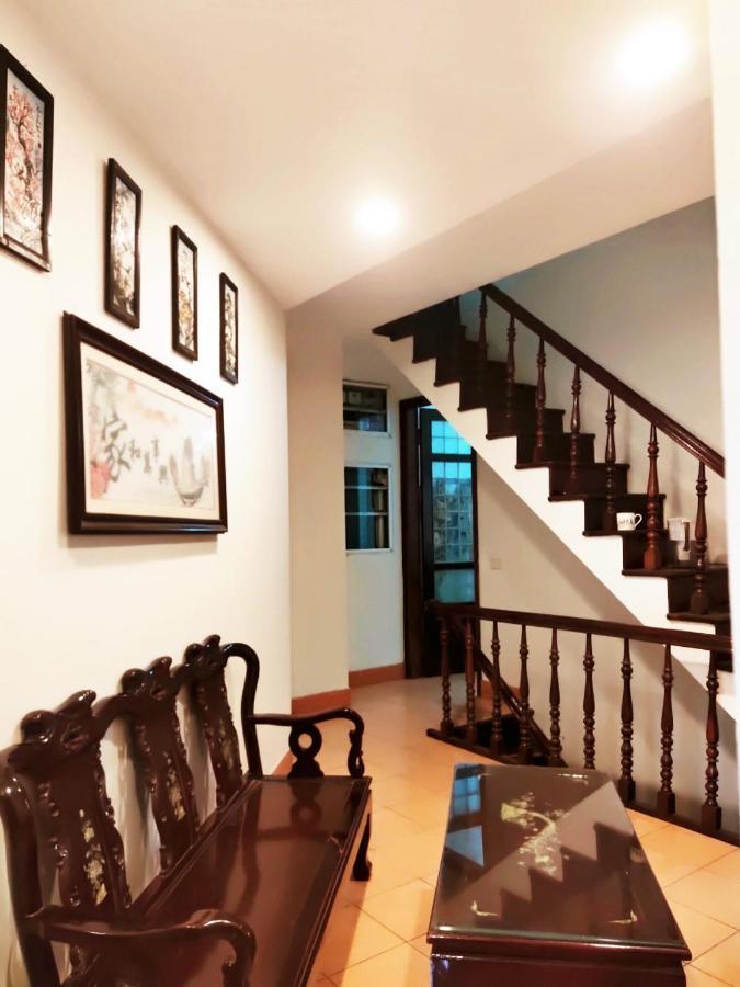 Da Tree Homestay Hanoi Bagian luar foto