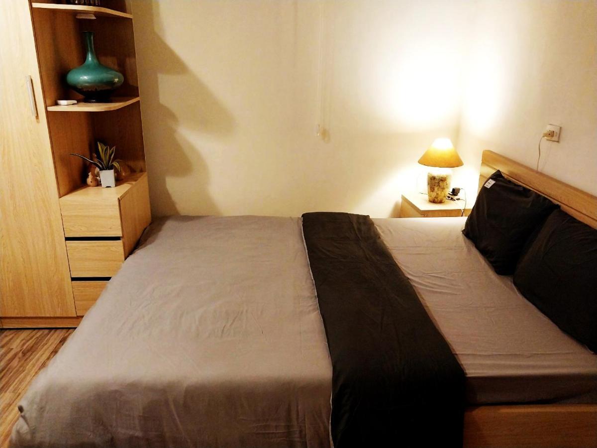Da Tree Homestay Hanoi Bagian luar foto